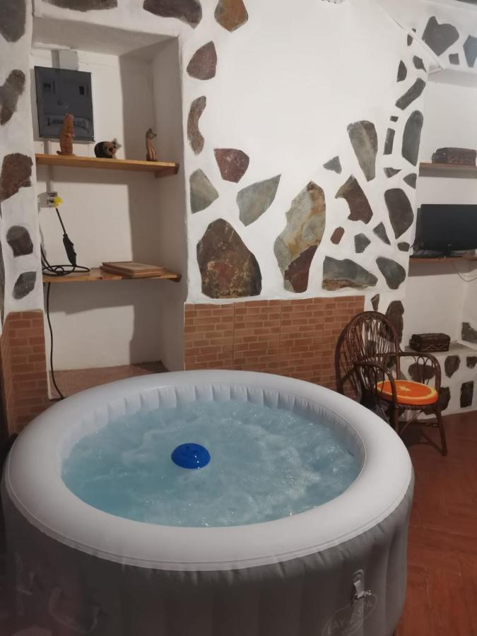 Casita Rural Con Jacuzzi Climatizado. Villa Лос Реалехос Екстериор снимка